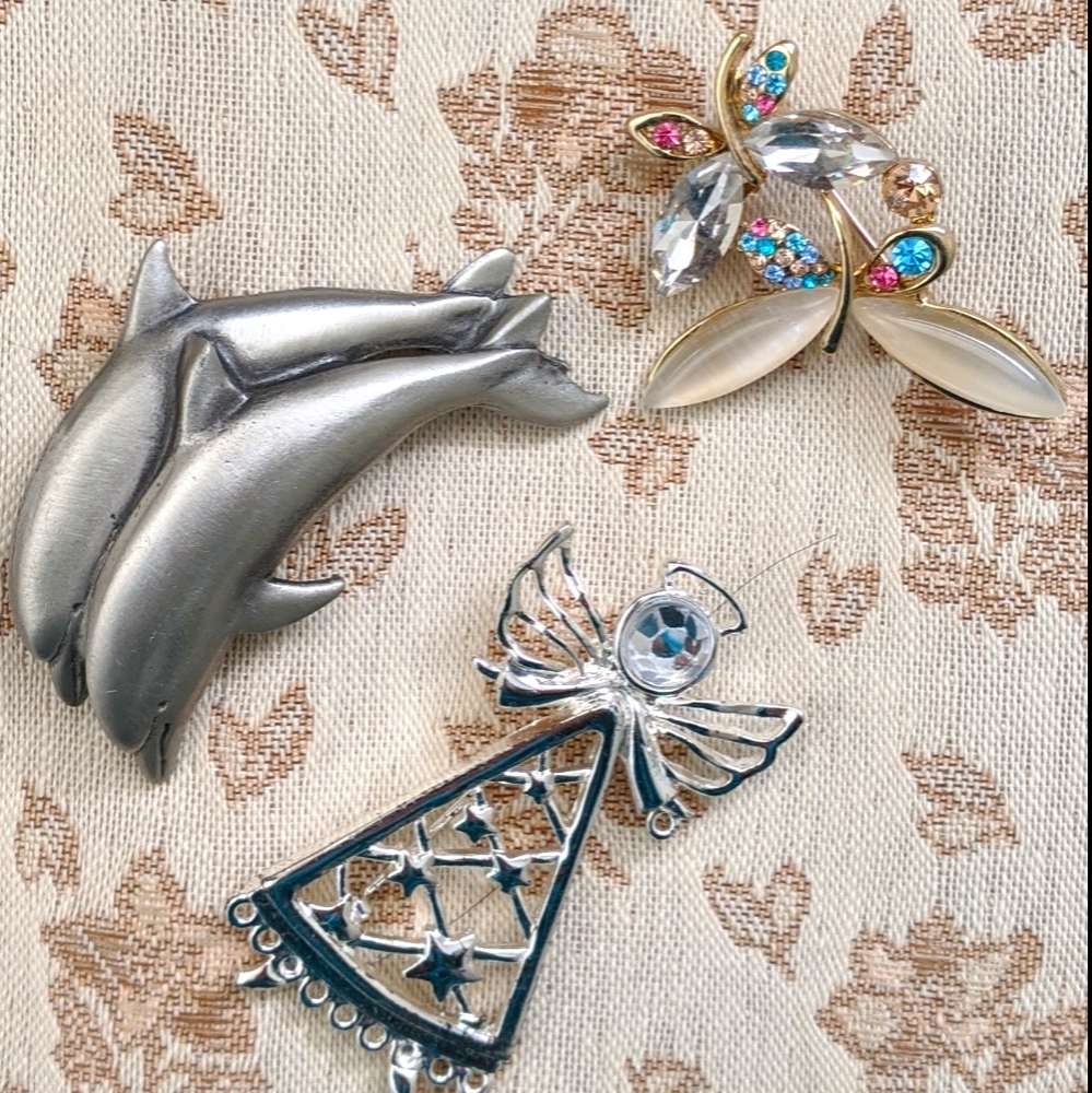⚡FREE W BUNDLE⚡ Brooch Bundle